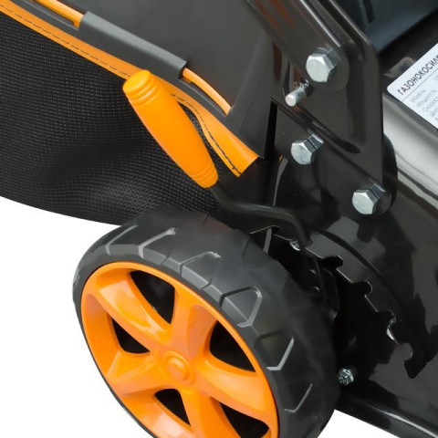 Газонокосилка бензиновая INTERTOOL LM-4540