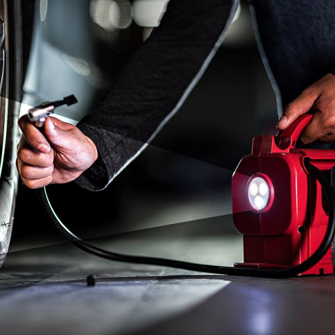 Аккумуляторный компрессор воздушный WORCRAFT CAC-S20LiA