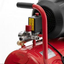 Компрессор 50 л, 3 кВт, 220 В, 8 атм, 420 л/мин, 2 цилиндра. INTERTOOL PT-0007