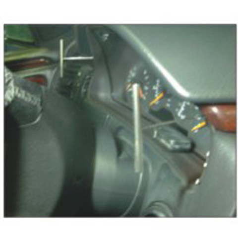 Комплект для разборки панели приборов МВ