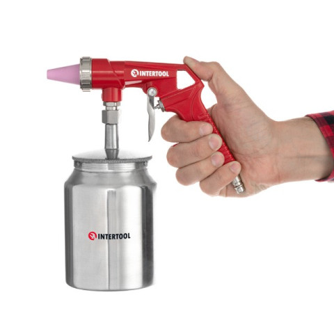 Пистолет пескоструйный пневматический с металлическим бачком INTERTOOL PT-0707