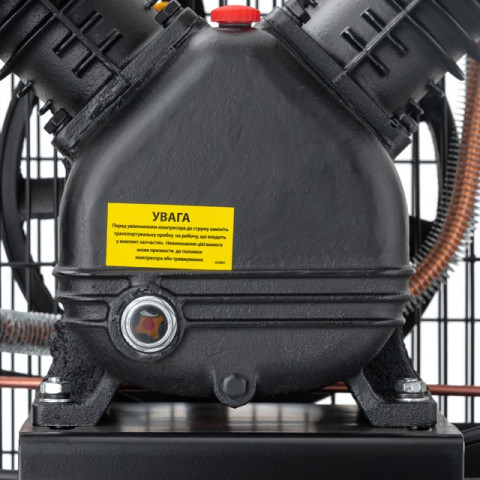 Компрессор 100 л, 3 кВт, 220 В, 8 атм, 500 л/мин, 2 цилиндра INTERTOOL PT-0014