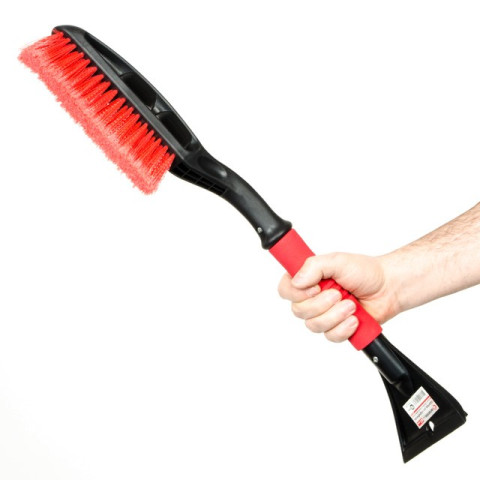 Щетка со скребком 61см. INTERTOOL AT-0116