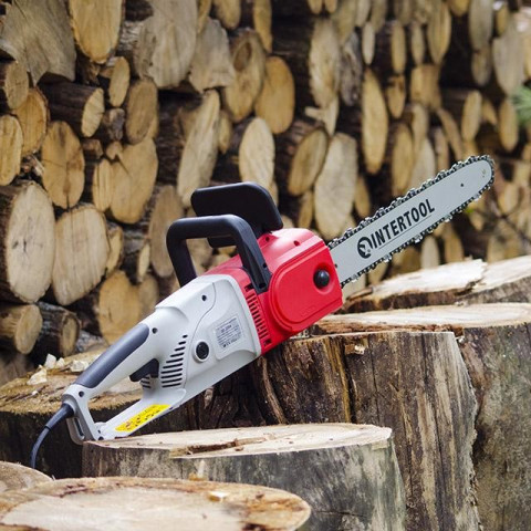 Пила цепная 2400 Вт, 800 м/мин, шина 40 cм, 230 В, прямой двигатель INTERTOOL DT-2204