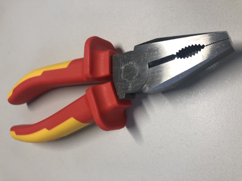 Пассатижи электрика 7" 1000V VDE TOPTUL DGCA2207