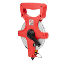 Рулетка с полотном из стекловолокна 30 м*13 мм INTERTOOL MT-0753