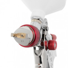 Краскопульт пневматичний HVLP з трьома наборами форсунок - 1,3мм, 1,4мм, 1,7мм, пластиковий бачок, 3бар INTERTOOL PT-0153