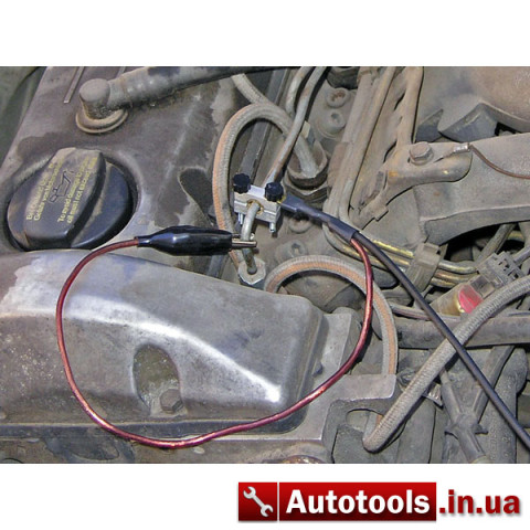 Применение датчика пульсаций давления в топливопроводе
дизельного двигателя совместно с усилителем заряда
