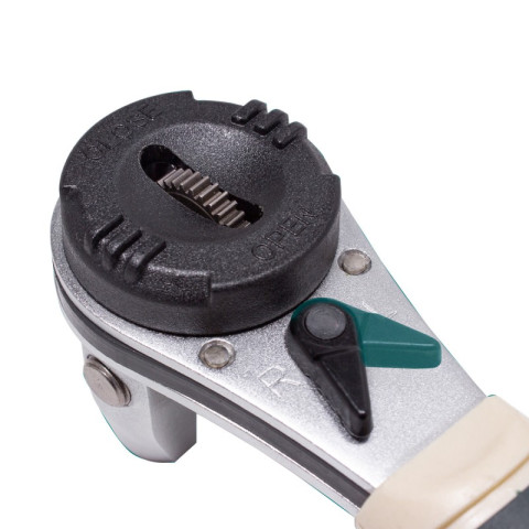 Ключ торцевой трещоточный многофунциональный с прорезиненной рукояткой (6-24мм) ROCKFORCE RF-802334U