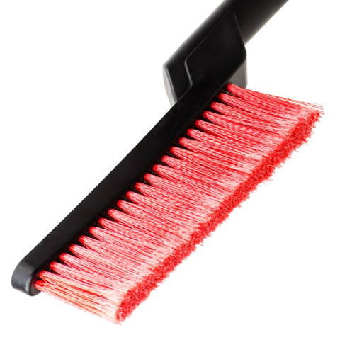 Щетка со скребком телескопическая 68-86см INTERTOOL AT-0118