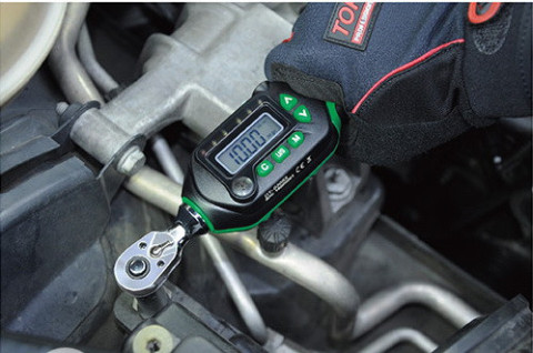 Ключ динамометрический электронный TOPTUL 4.2-85Нм (двустороннего действия) 3/8" укороченный DT-085S3