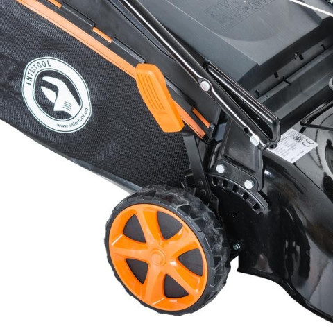 Газонокосилка бензиновая INTERTOOL LM-6050