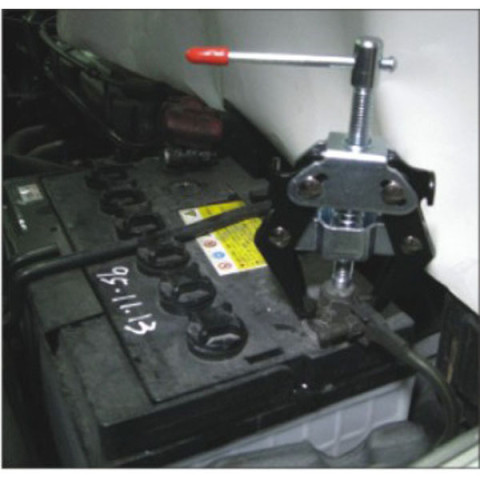 Съёмник для аккумулятора и генераторов