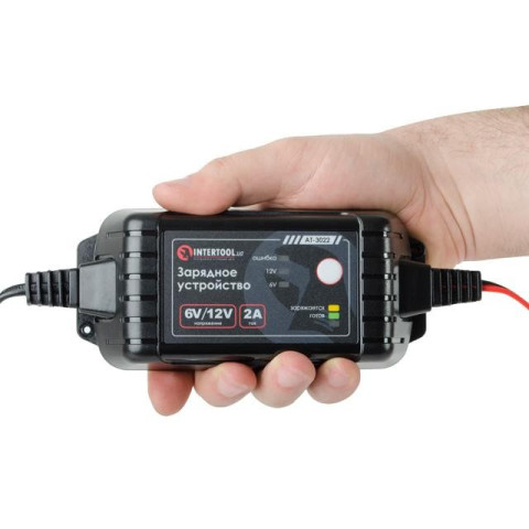 Зарядное устройство 6/12В, 2А, 230В, максимальная емкость заряжаемого аккумулятора 1.2-60 а/ч INTERTOOL AT-3022