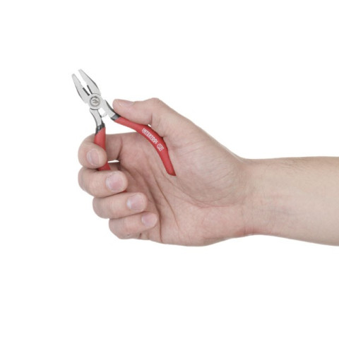 Плоскогубцы с изолированными рукоятками 115мм INTERTOOL HT-0110