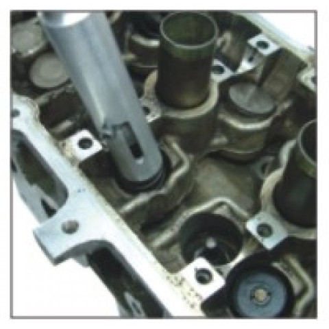 Инструмент для снятия сухарей клапанов