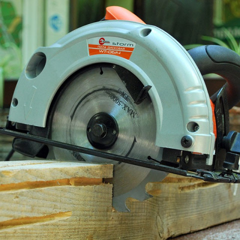 Пила дисковая INTERTOOL WT-0614