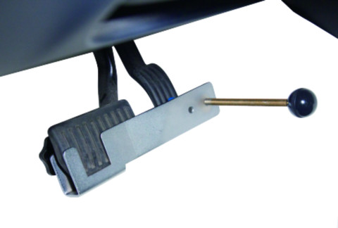 Фиксатор педали газа