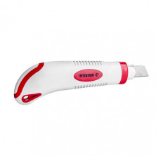 Нож с тремя отломными лезвиями INTERTOOL HT-0508