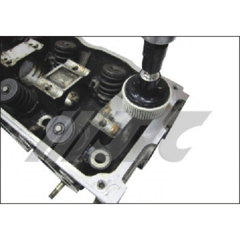 Щетка для очистки клапанов ГБЦ